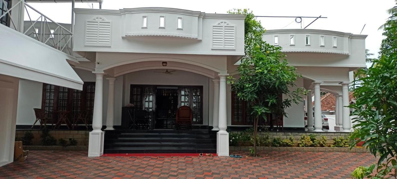 Homestay Vaiga Homes Kochi